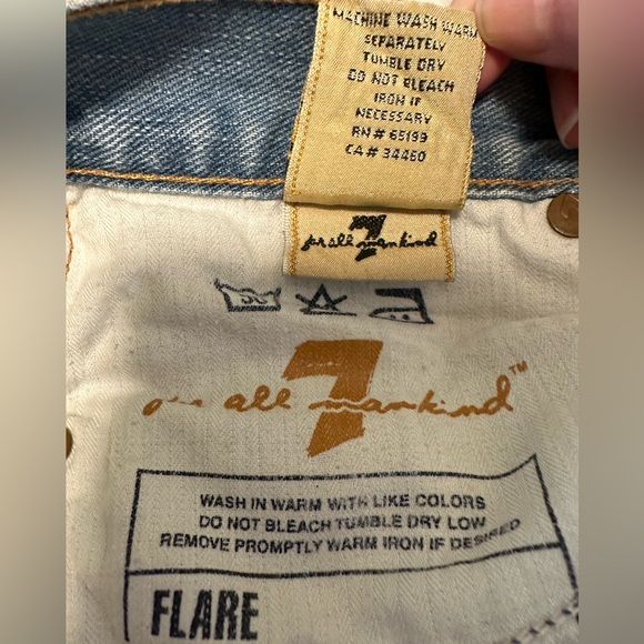 ⚡️Rad Vintage Y2K 7 For All Mankind Light Blue Denim Wash Distressed Flare Jeans - Picture 6 of 13